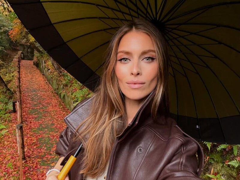 "Вигляд супер!", "Ідеальна". Онучка Ротару зачарувала мережу образом у прозорому топі