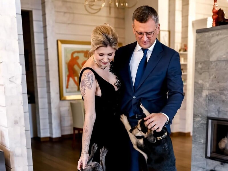 Кулеба розповів, чому, точно знаючи про повномасштабне вторгнення, не вивіз дітей і кохану з України Кулеба розповів, чому, точно знаючи про повномасштабне вторгнення, не вивіз дітей і кохану з України