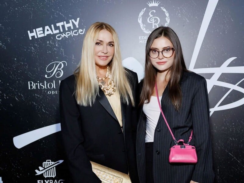 "Не пробачу собі". Молодша дочка Сумської відверто висловилася про старшу сестру з РФ Паперну