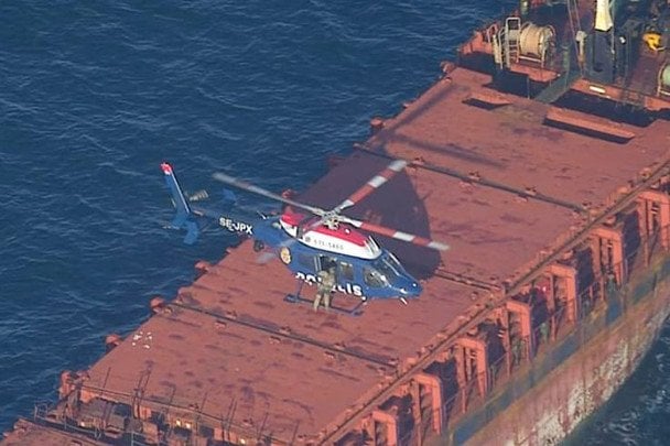 Поблизу берегів Швеції затримали судно, що входить до "тіньового флоту" РФ