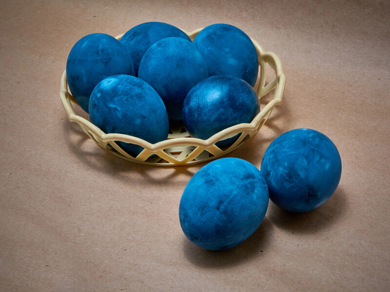 Додайте це у воду – і яйця будуть синіми без жодної хімії. Простий рецепт настою для крашанок Додайте це у воду – і яйця будуть синіми без жодної хімії. Простий рецепт настою для крашанок