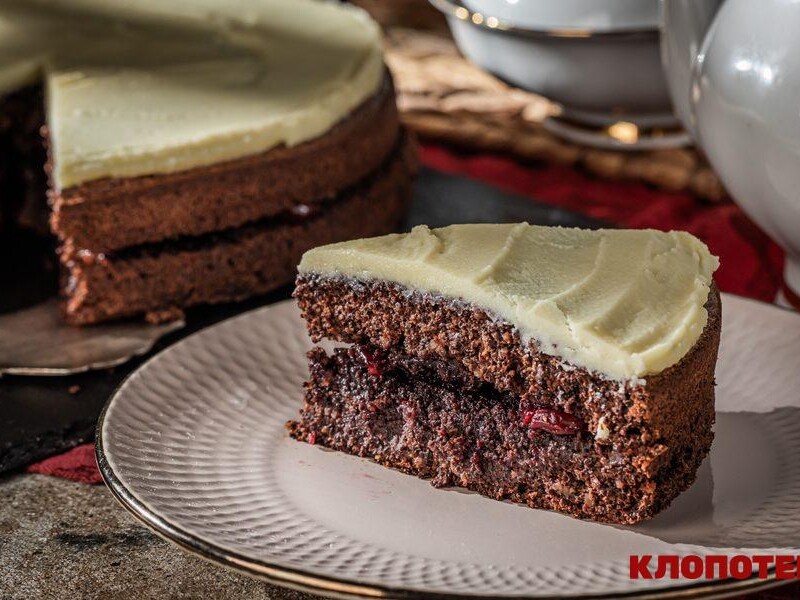 Цей смачний пиріг готується без грама борошна. Рецепт від Клопотенка й загиблої українки