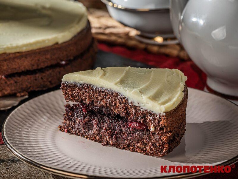 Пиріг, який готується без борошна. Рецепт від Клопотенка й української дослідниці, котра загинула від удару РФ