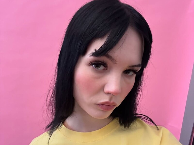 Кажанна після скандального розриву з Jerry Heil підписала контракт із відомим українським лейблом