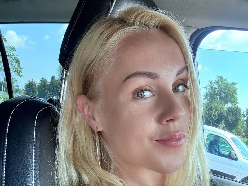 Олена Тополя дізналася прізвище замовника, який причетний до зливання її інтимного відео