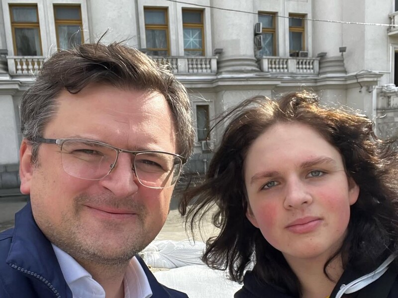 "Приваблює сектор оборони". Кулеба розповів, ким стане його 19-річний син