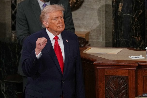 Слідом за Венесуелою та Іраном: Трамп натякнув на швидке падіння режиму ще в одній країні