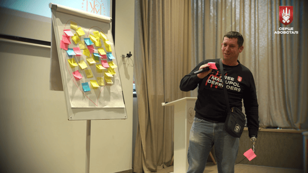 Спорт як точка росту: захисник Маріуполя Роман Мещеряков після ампутації та полону став тренером з посттравматичного зростання для ветеранів