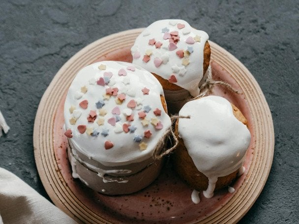 Виходить завжди: паска "Сільська" — пухка, м’яка і місяць не черствіє