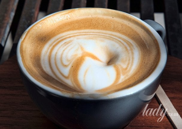 Забудьте про каву та енергетики: вчені кажуть, що газована вода підвищує концентрацію та уважність