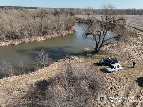 На Рівненщині загинуло подружжя: автівка з’їхала у річку
