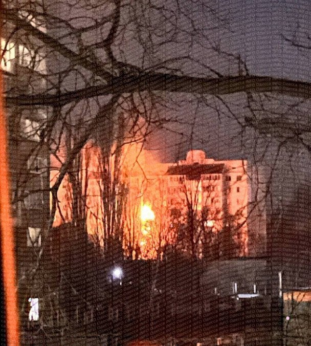 Масована атака Одеси: четверо постраждалих, влучання у пологовий будинок
