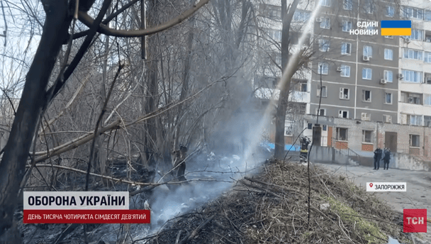 Росіяни масовано обстрілюють обласний центр Україні: "приліт" у двір будинку та що відомо про жертви