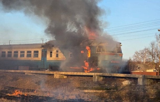 Росія дроном вдарила по пасажирському поїзду: перші подробиці