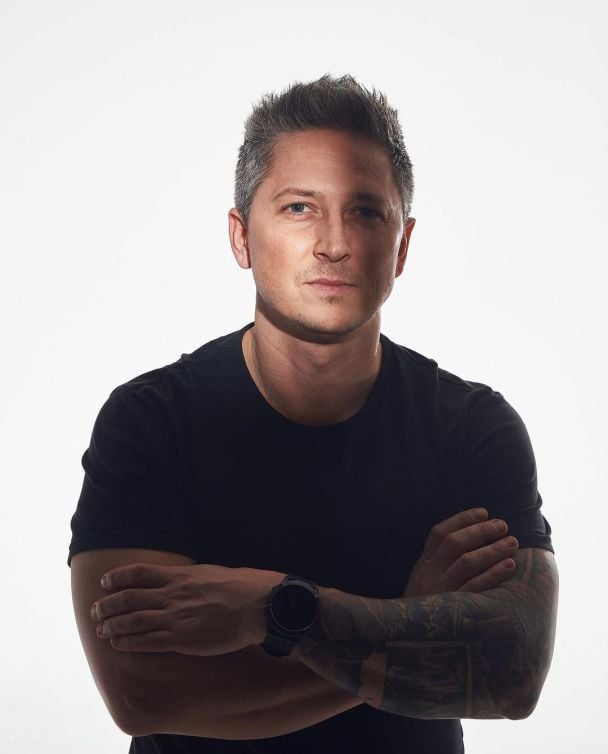 Олександр Педан показав свої фото з молодості і порівняв, як за 30 років змінився