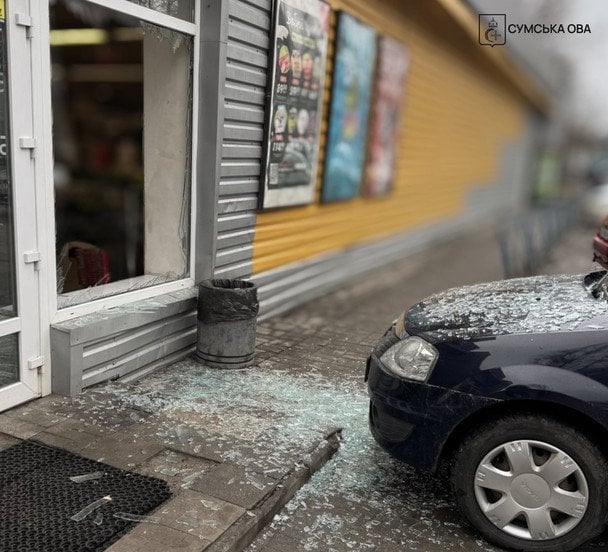 Росіяни вдарили по адмінбудівлі одного з обласних центрів: є поранені, перші подробиці