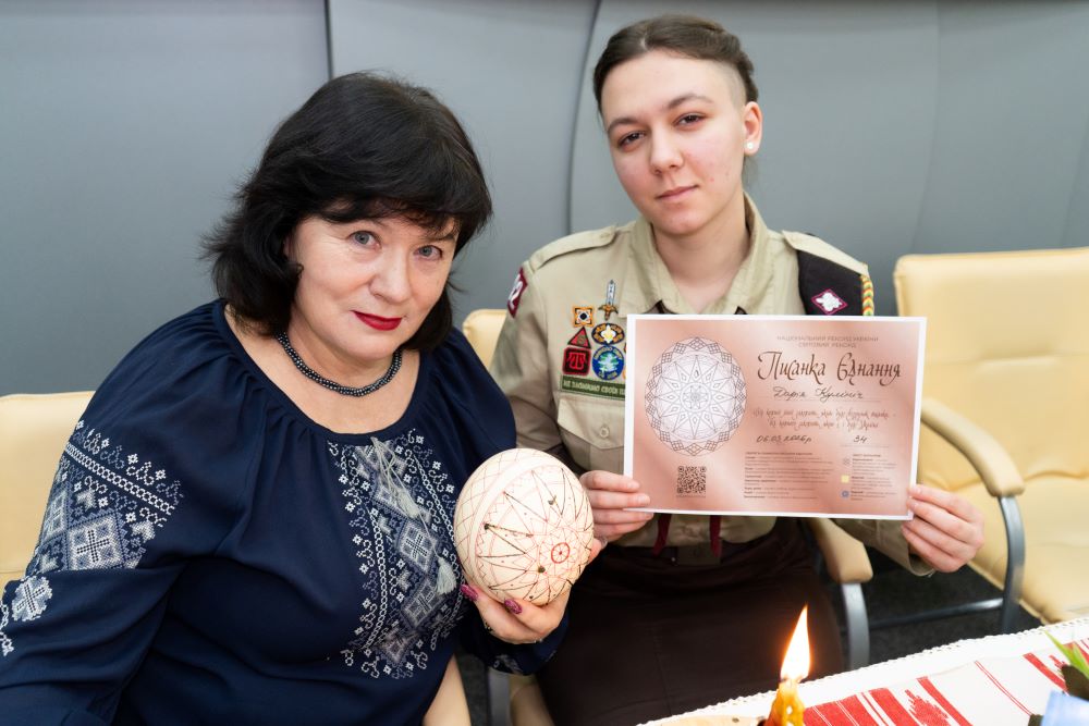 У Києві презентували всеукраїнську благодійну ініціативу «Писанка Єднання», до якої можна долучитися офлайн у просторі «Цінності»