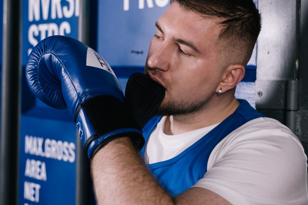 «КУПІДОН-СТАЖЕР» від VOLODIN - драйвовий трек про стріли, що летять повз ціль