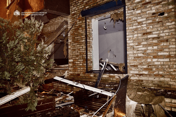 Росія знову атакувала Дніпро: двоє загиблих, майже 30 поранених