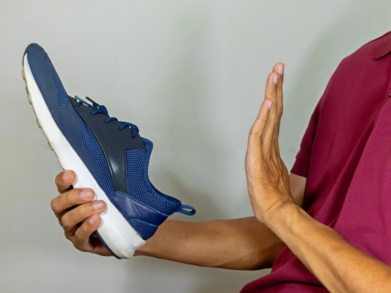 Щоб назавжди позбутися неприємного запаху, залиште взуття в цьому незвичайному місці на всю ніч