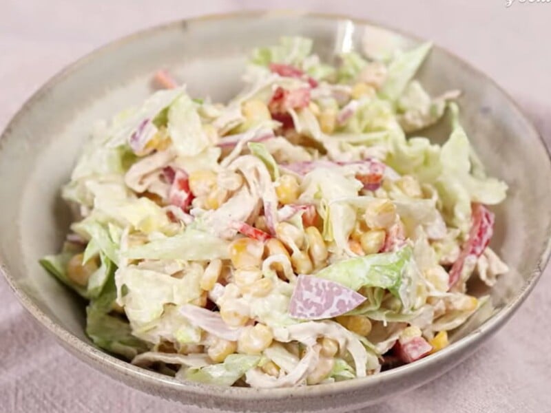 "Боже, як це смачно!" Рецепт салату – просто наріжте овочі й додайте цю дивовижну заправку