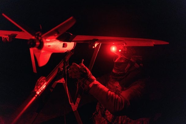 Україна відправляє роботів на поле бою замість військових — CNN