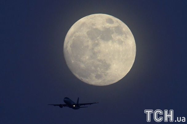 У травні 2026 року на небі зійдуть одразу дві повні: коли спостерігати рідкісне явище