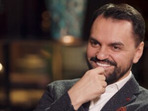 "Це одна з яскравих історій успіху". Ясинський назвав найталановитішого українського артиста