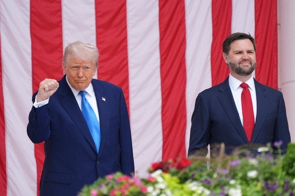 "Живий Нострадамус" зробив гучне передбачення про Трампа і владу в США — що заявив