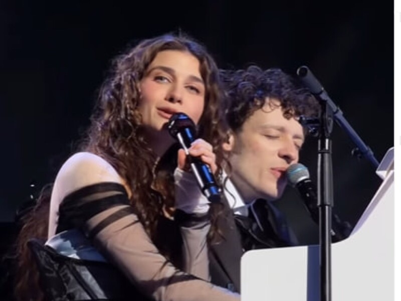 "Заздрю всім, хто це бачив". Nemo заспівали хіт Яремчука на концерті Jerry Heil. Відео