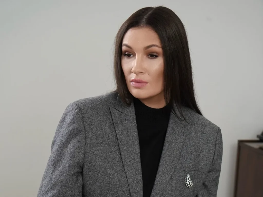 "Ви або тупа, або працюєте на ворога". Після посту у Threads Приходько залишилася без концертів