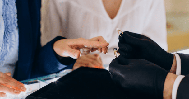 GOLDMART: 5 аргументів на користь купівлі ювелірних б/в виробів