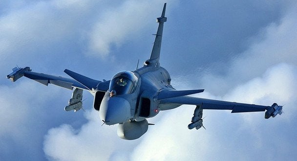 Мінус КАБи: як винищувачі Gripen здатні змінити ситуацію в небі над Україною
