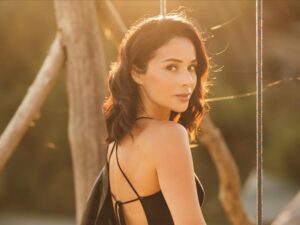 "Це не огірки під очі". Огнєвіч – відверто про свою заздрість до жінок-домінанток і дорогий догляд