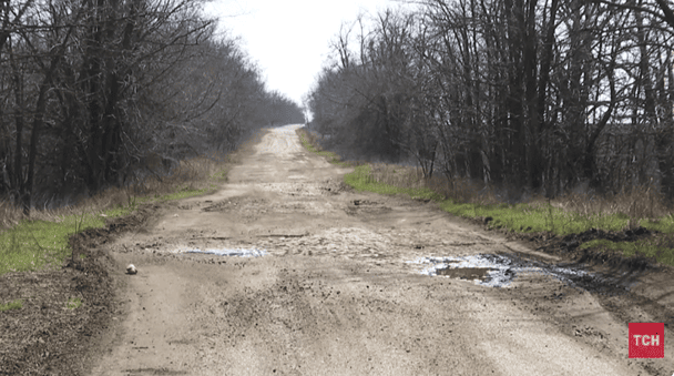 Село-привид на Дніпропетровщині: чому тисяча людей не можуть купити навіть хліба та ліків