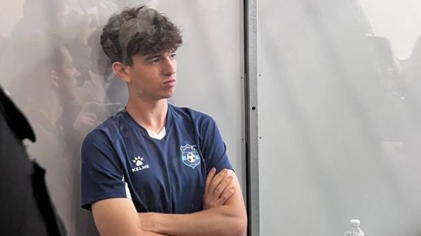 Підозрюваний у вбивстві Фаріон під час суду знепритомнів