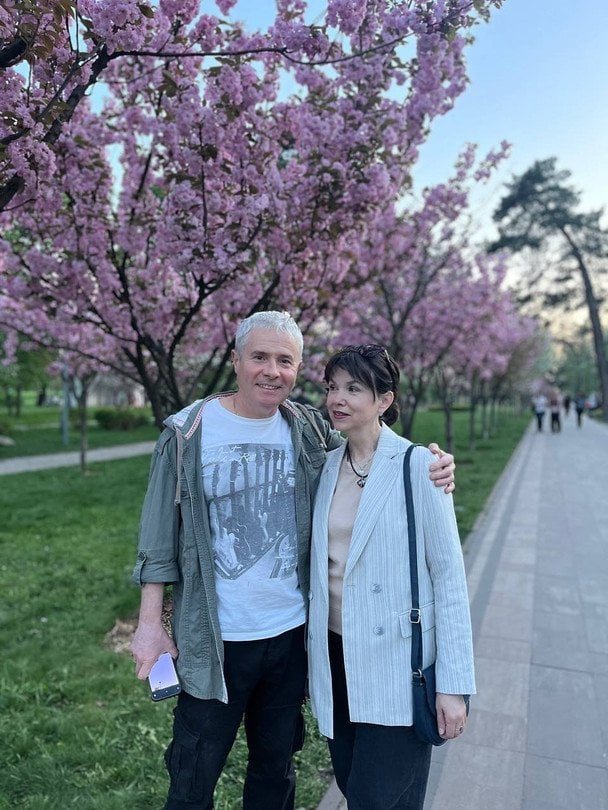 Костянтин Грубич замилував фото з дружиною та двома дітьми під час особливого дня