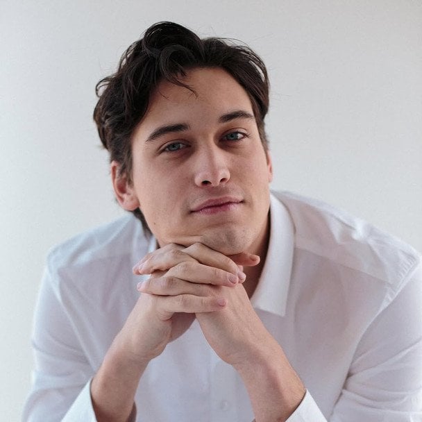 Син відомого українського актора здивував подробицями про стосунки батьків: "Були ревнощі"