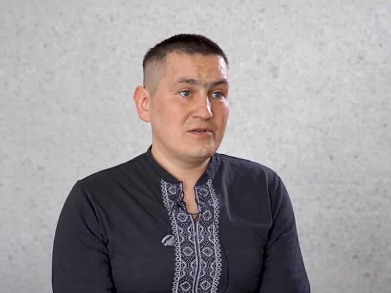 "Росіяни по нас стріляли, як у тирі". Історія рятувальника увійшла до музею "Голоси Мирних" Фонду Ріната Ахметова