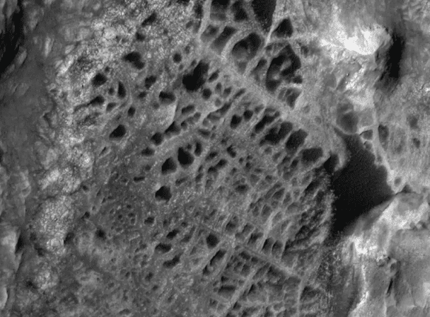 На Марсі знайшли гігантську павутину — відкриття NASA може перевернути історію планети