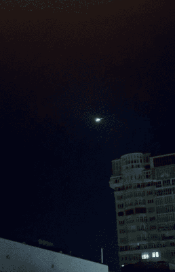 "Вогняна куля" у небі над Києвом: науковець пояснив причину яскравого спалаху