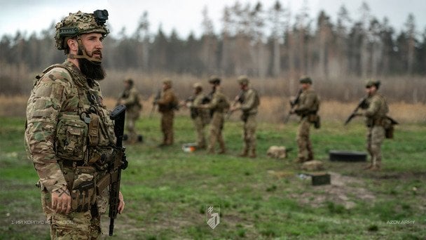 Нові вакансії в «Азові»: як обрати напрямок і не помилитися