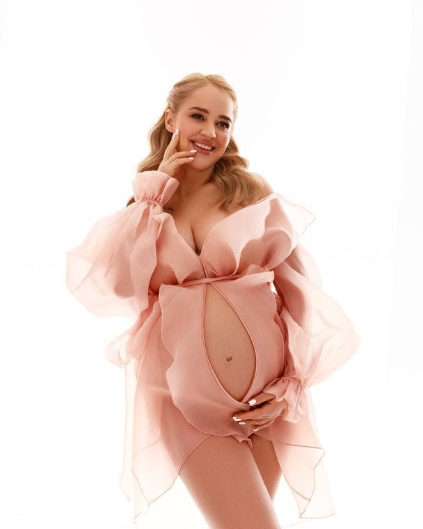 Переможниця "Холостяка-13" на 9-му місяці вагітності налякала словами про можливі ускладнення