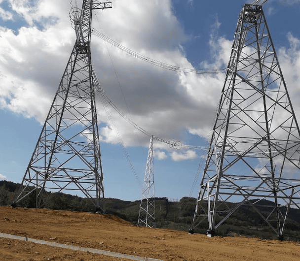 Відпочинок на озері закінчився трагедією: на Закарпатті неповнолітня померла від ураження струмом