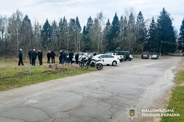 Пролежав добу з переломами: на Рівненщині після доби пошуків знайшли хлопчика