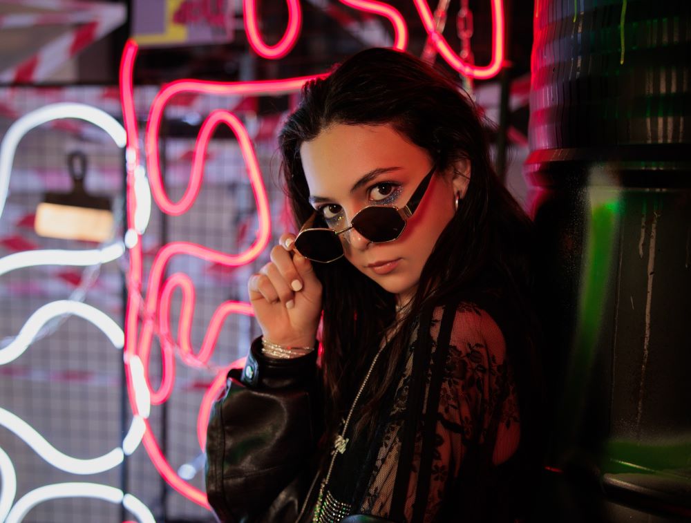 Саундтрек самопізнання: NICOLE випустила емоційний сингл «Хто я?»