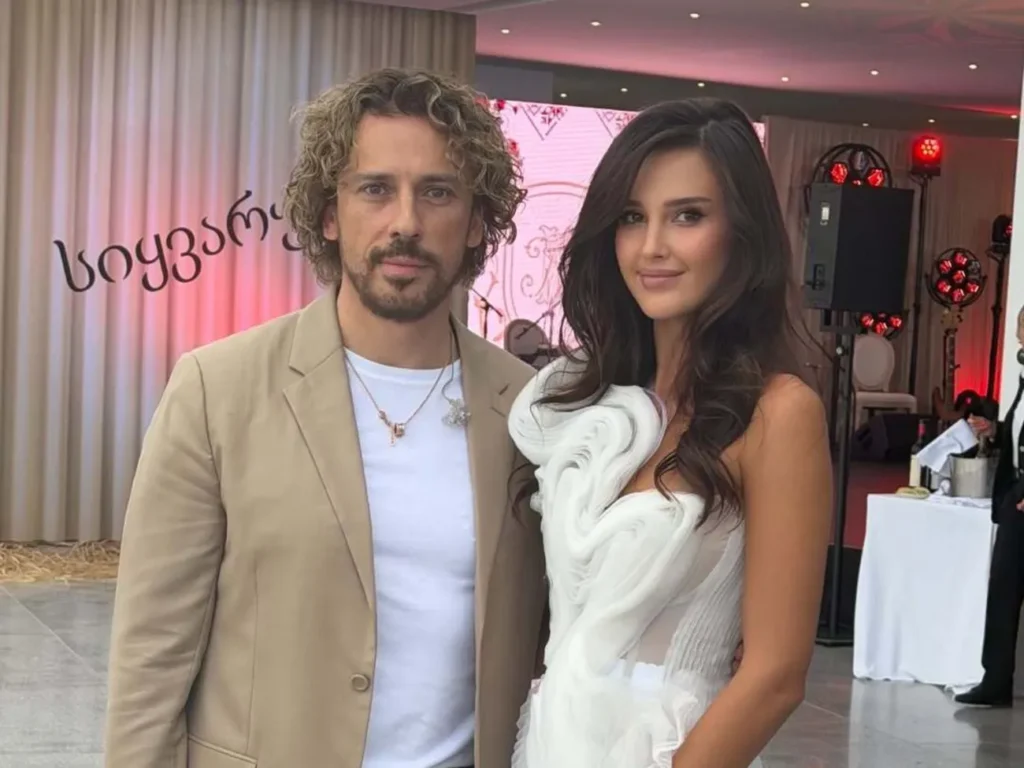 Рікі Мартін, Галкін і Меладзе. Розкішне весілля бізнесмена, який розробив онлайн-казино, відбулося в Каннах