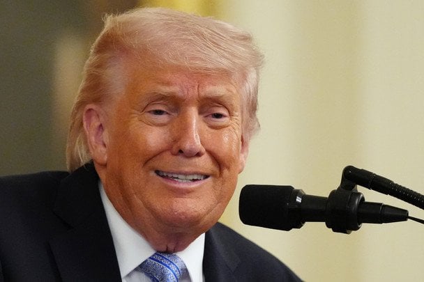 "Все перевірили ідеально”: Трамп прокоментував свій раптовий візит до військового шпиталю
