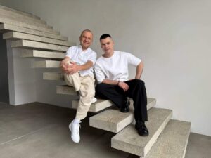 Віктор Павлік та Віталій Лобач після закидів про спорідненість випустили спільний трек “Ягоди”