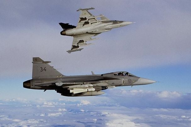Від МіГ до F-16: українські пілоти переходять на стандарти НАТО: деталі навчання у Британії